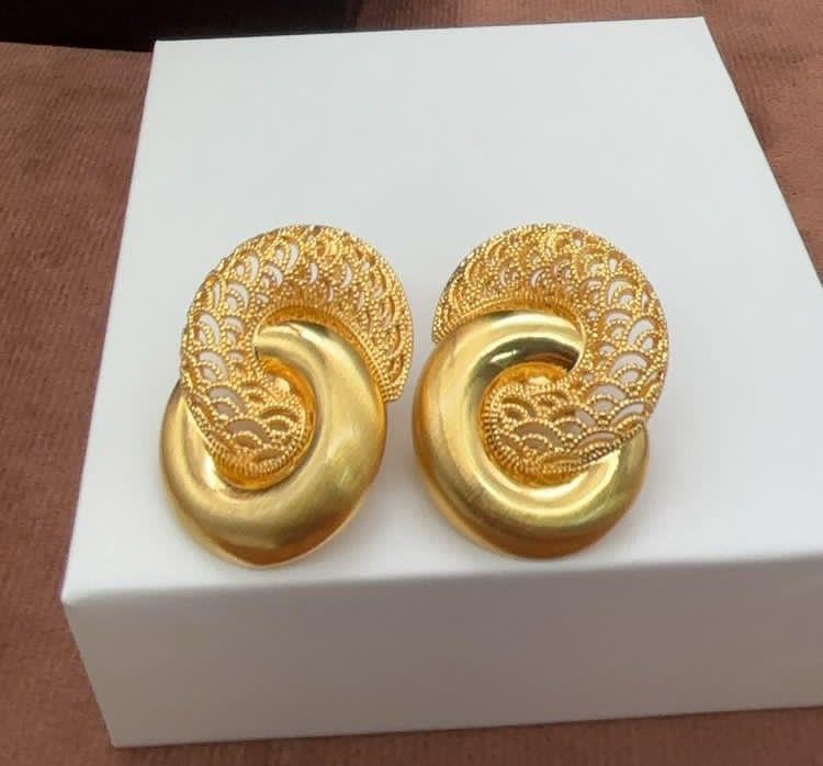 Interlock Gold Earrings
