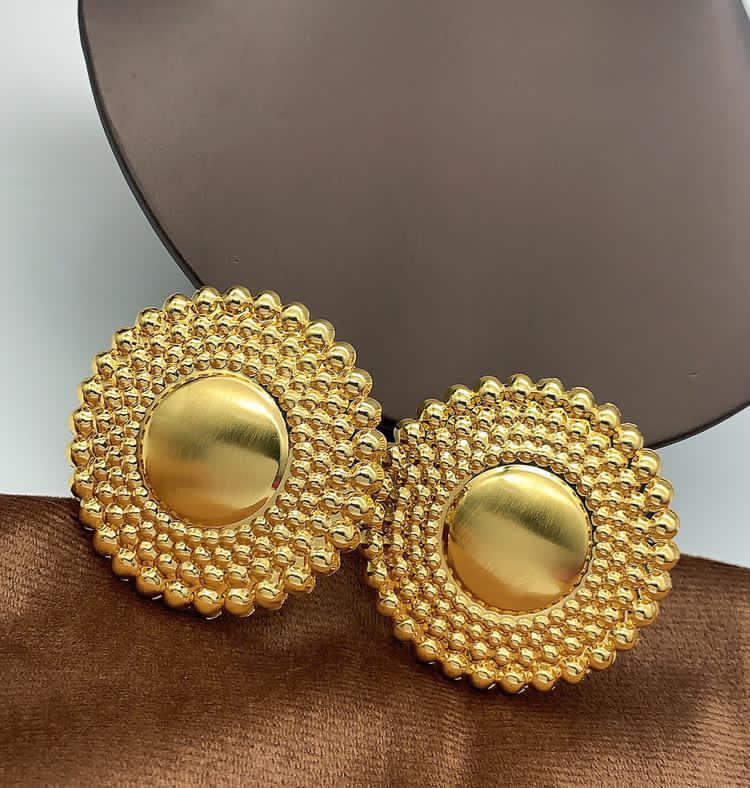Round Stud gold Earrings