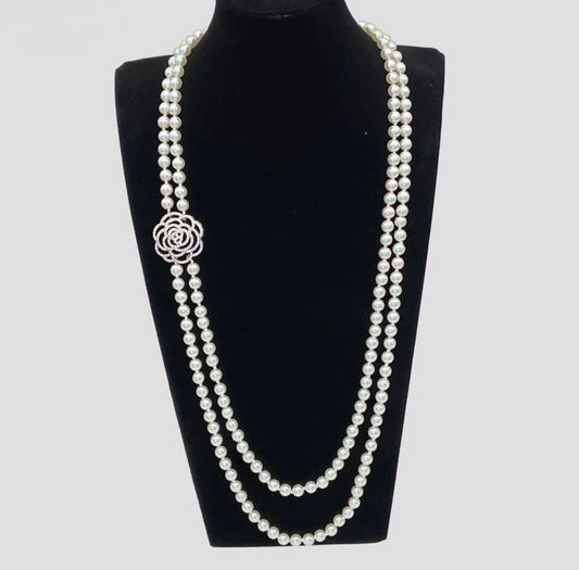 2layers Long Pearl Necklace with Silver Brooch
