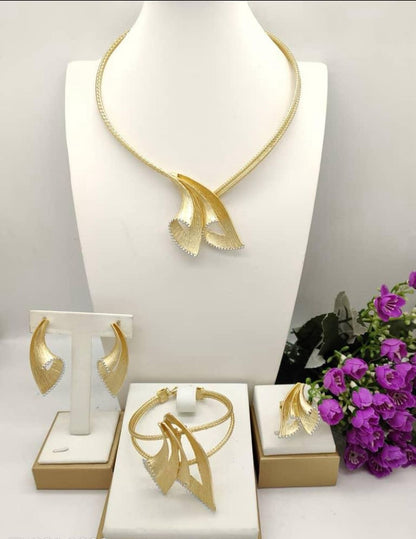 4pcs Gold Jewelry Set with Silver Accent
