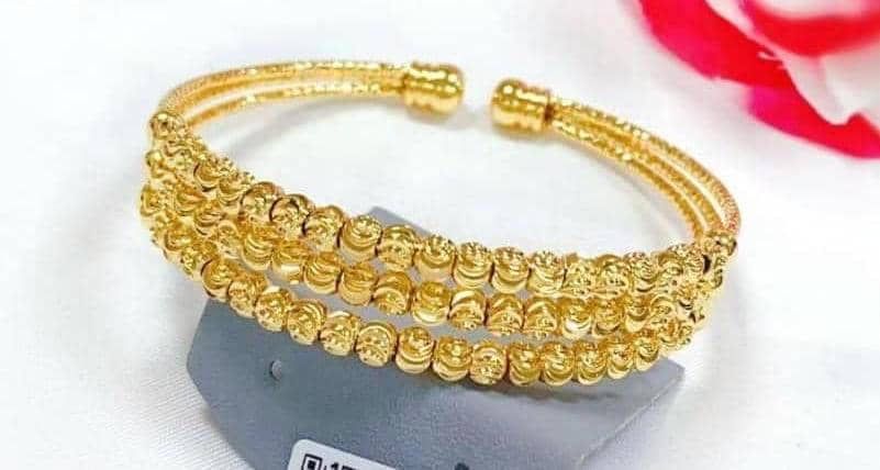 Gold Color Bangle